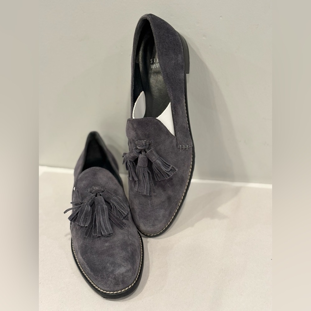 Stuart Weitzman Taupe Square toe Suede Tassel Loafers Size 7.5 Narrow